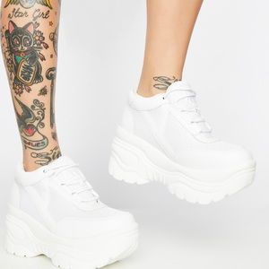 Y.R.U Matrix PLATFORM SNEAKERS. Dad sneakers. NWOT